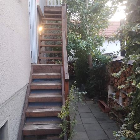 ברטיסלאבה Attic Apartment Catnip מראה חיצוני תמונה